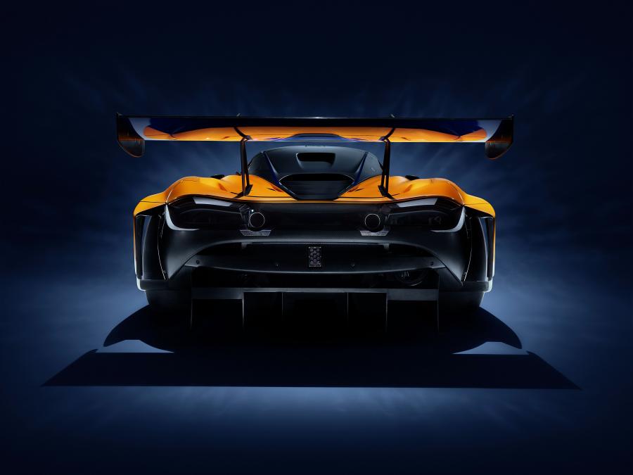  McLaren 720S GT3 2019 года  (фото 2 из 16)